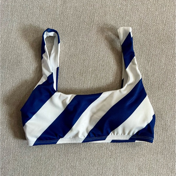 Stripe Bikini - Picture 4 of 9